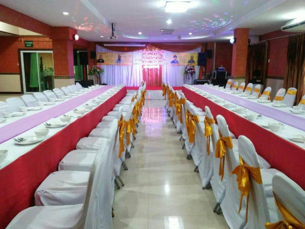 Le Parc Wangnang Hotel Phitsanulok Εξωτερικό φωτογραφία