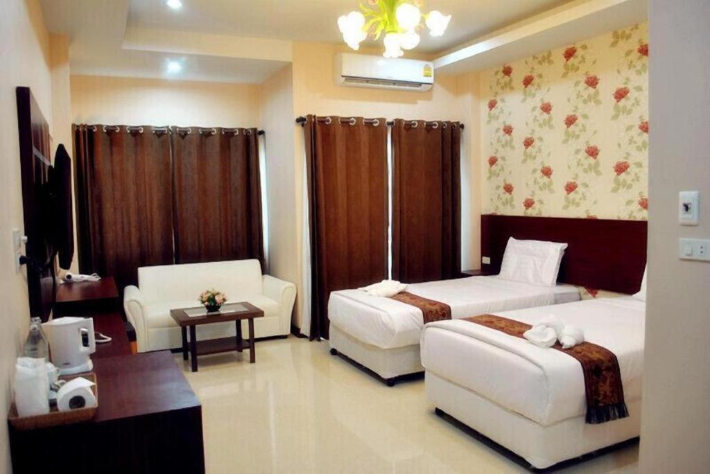 Le Parc Wangnang Hotel Phitsanulok Εξωτερικό φωτογραφία