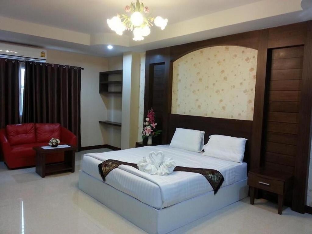 Le Parc Wangnang Hotel Phitsanulok Εξωτερικό φωτογραφία