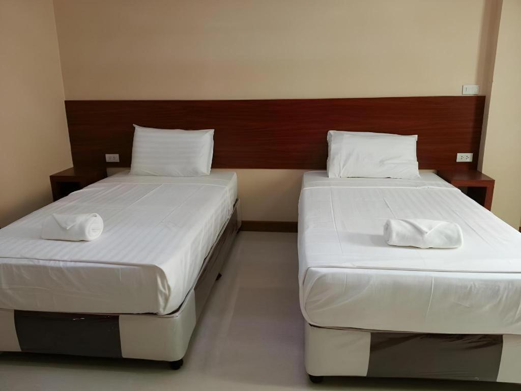 Le Parc Wangnang Hotel Phitsanulok Εξωτερικό φωτογραφία