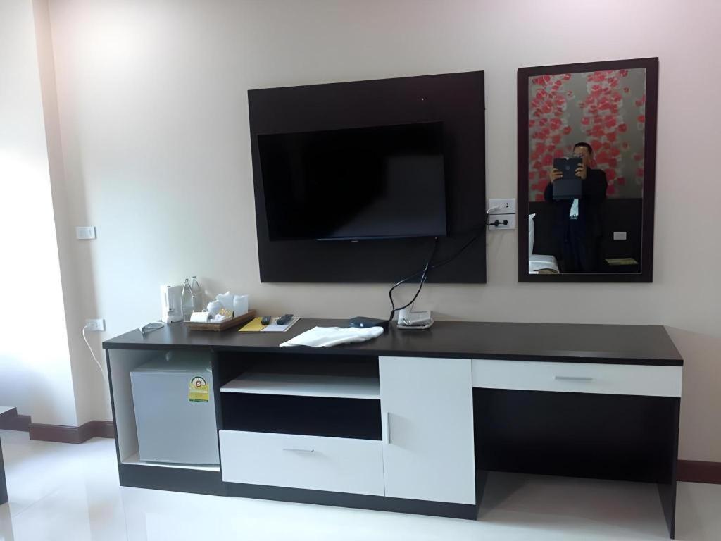 Le Parc Wangnang Hotel Phitsanulok Εξωτερικό φωτογραφία