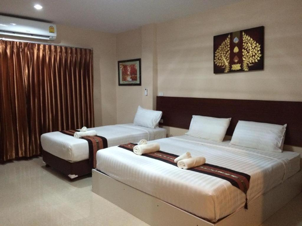 Le Parc Wangnang Hotel Phitsanulok Εξωτερικό φωτογραφία
