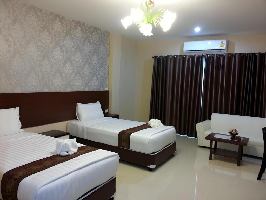 Le Parc Wangnang Hotel Phitsanulok Εξωτερικό φωτογραφία