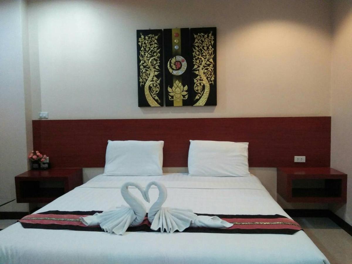 Le Parc Wangnang Hotel Phitsanulok Εξωτερικό φωτογραφία