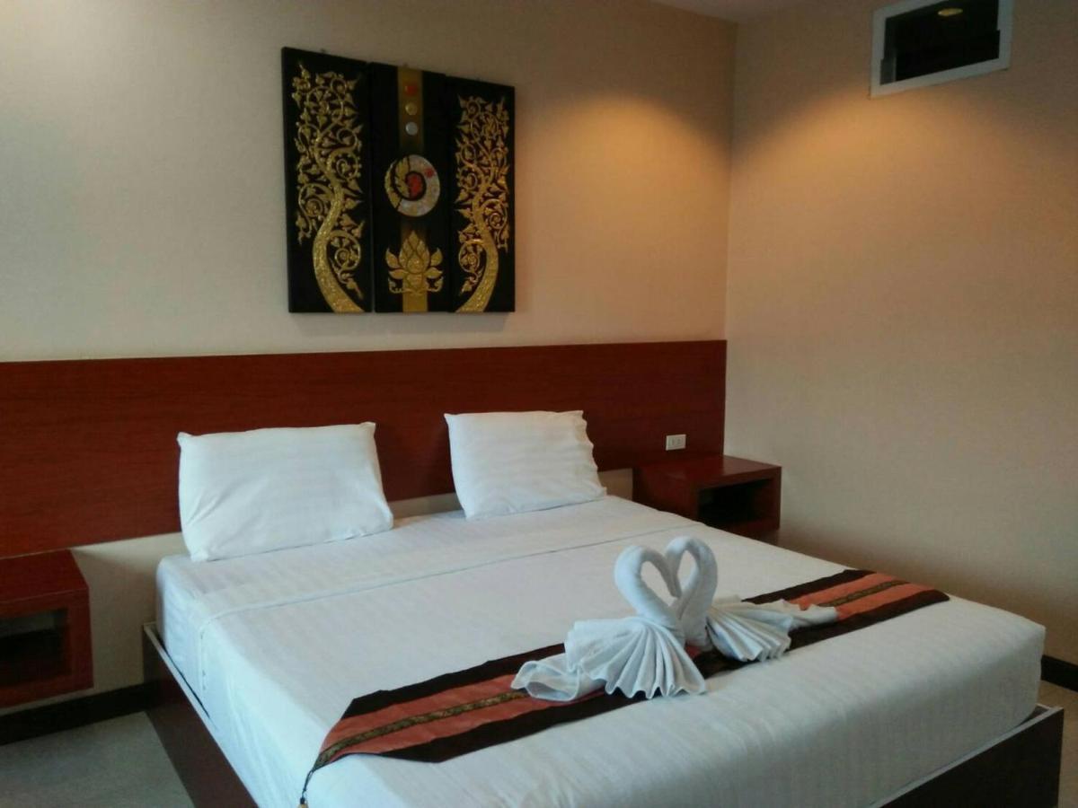 Le Parc Wangnang Hotel Phitsanulok Εξωτερικό φωτογραφία